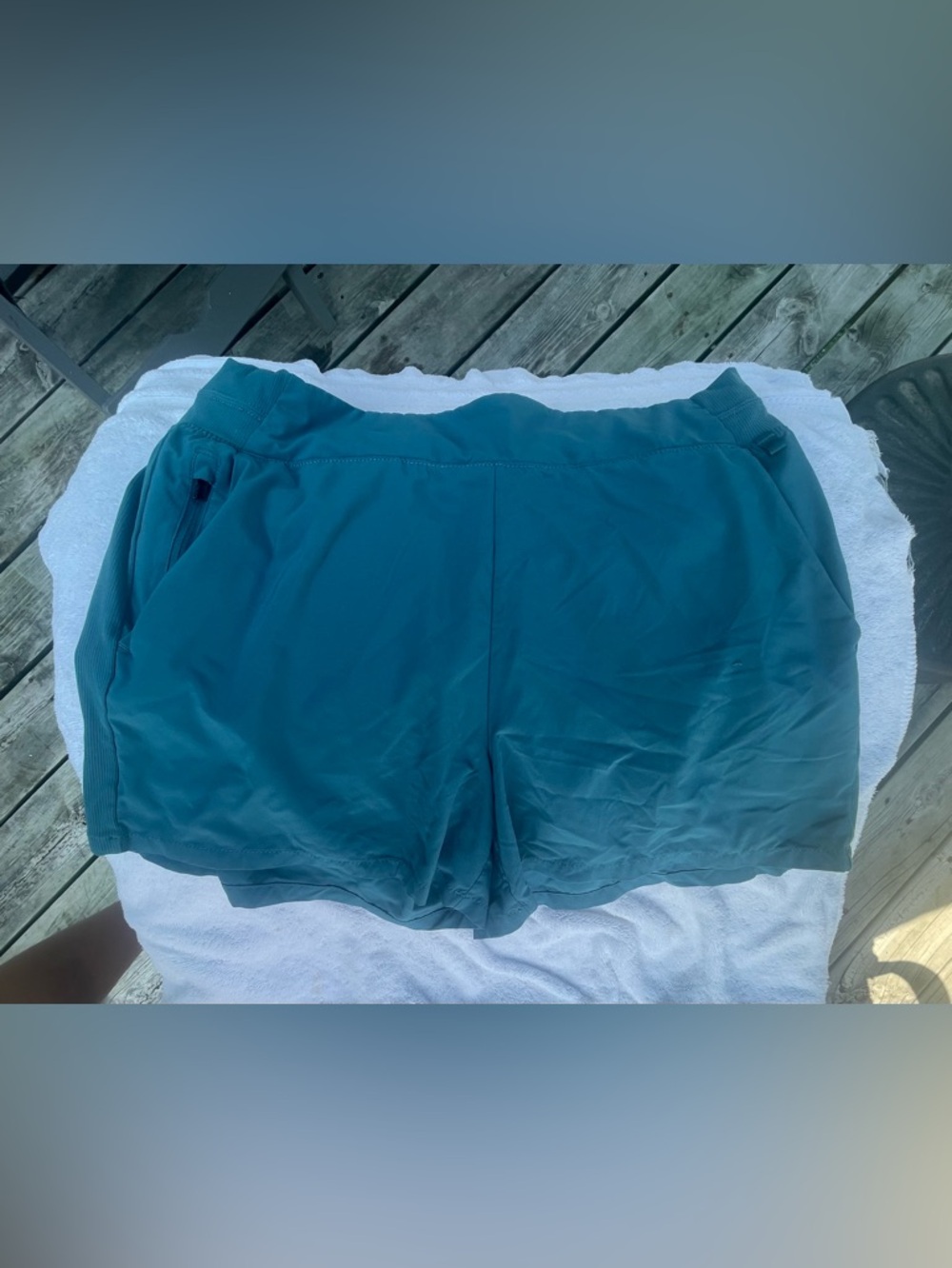 ATHLETA Women’s Lightweight Teal Active Shorts size 12 $25 - Picture 5 of 9